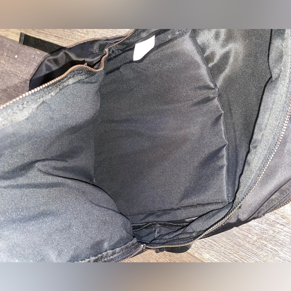 Backpack - Picture 4 of 4